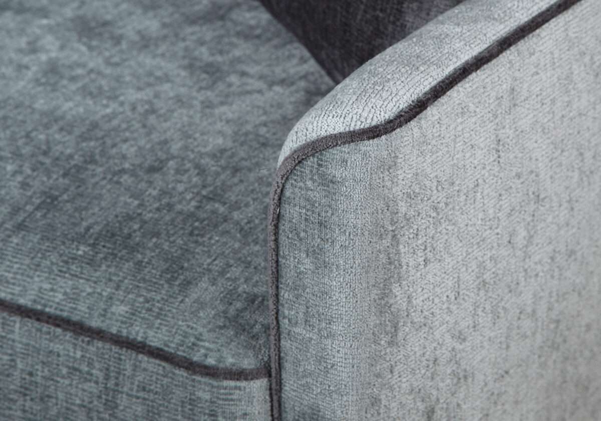 pilkas minkštas kampas